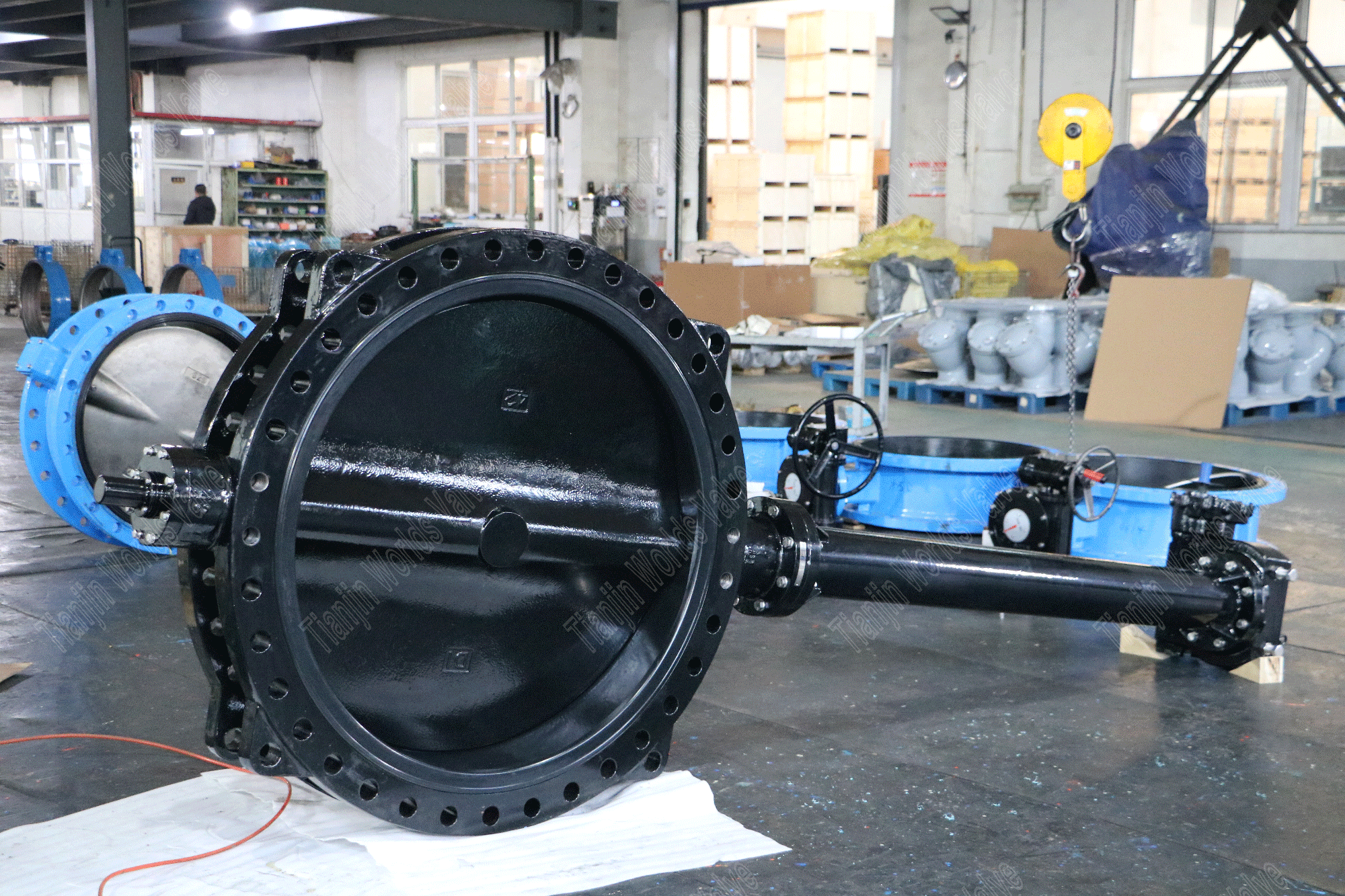 연장 스핀들이있는 나일론 코팅 나비 밸브가있는 DI 디스크 (3)