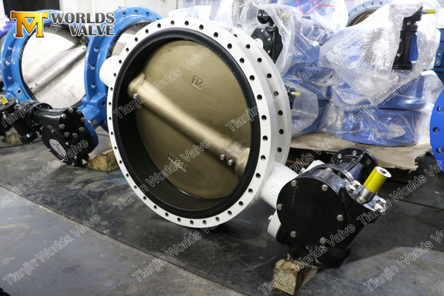 이중 플랜지 U 섹션 버터 플라이 밸브 ISO5752 짧은 패턴 고무 시트